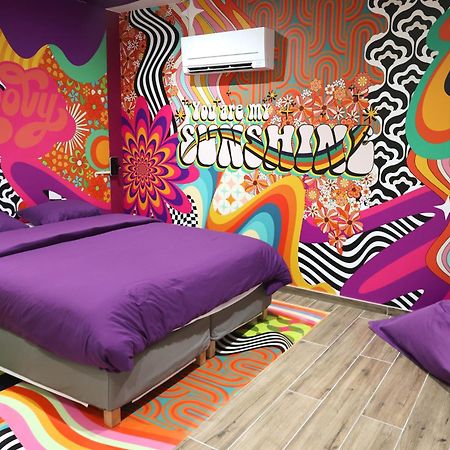 Capsule Groovy-Jacuzzi-Sauna-Billard-Netflix- Nintendo Switch & Jeux Mons Exteriér fotografie